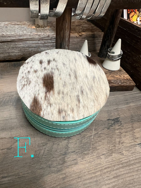 Round Cowhide Boxes