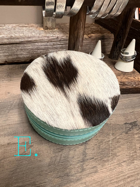 Round Cowhide Boxes